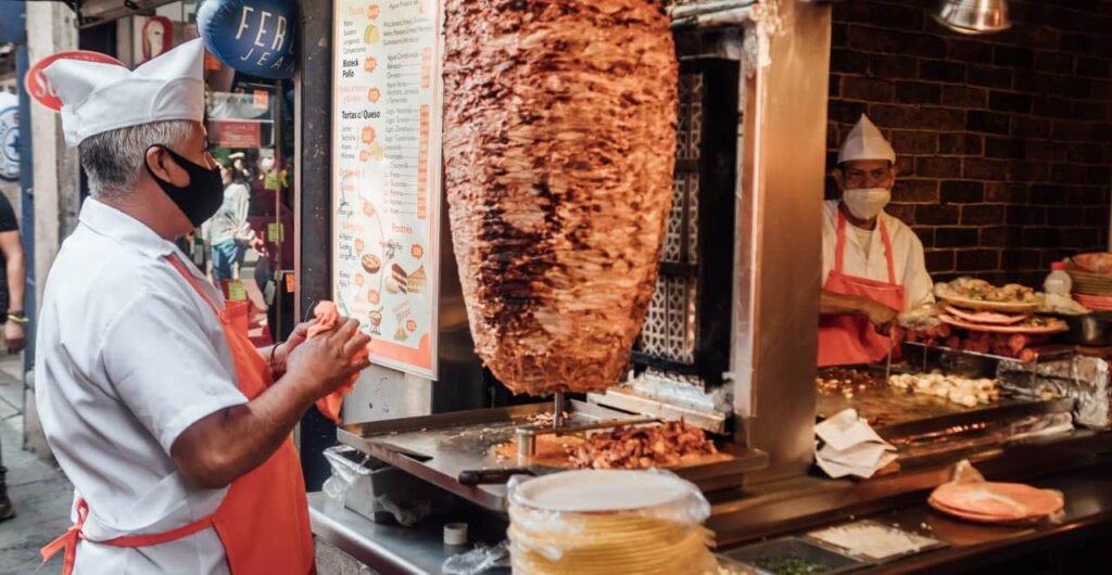 Étal de street food au Mexique